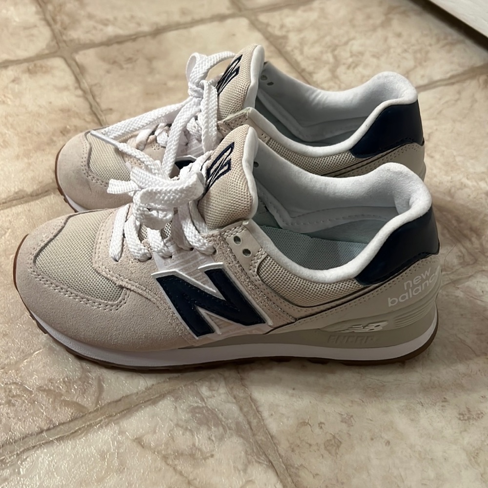 New balance Classic 574 sneakers. New without tags
